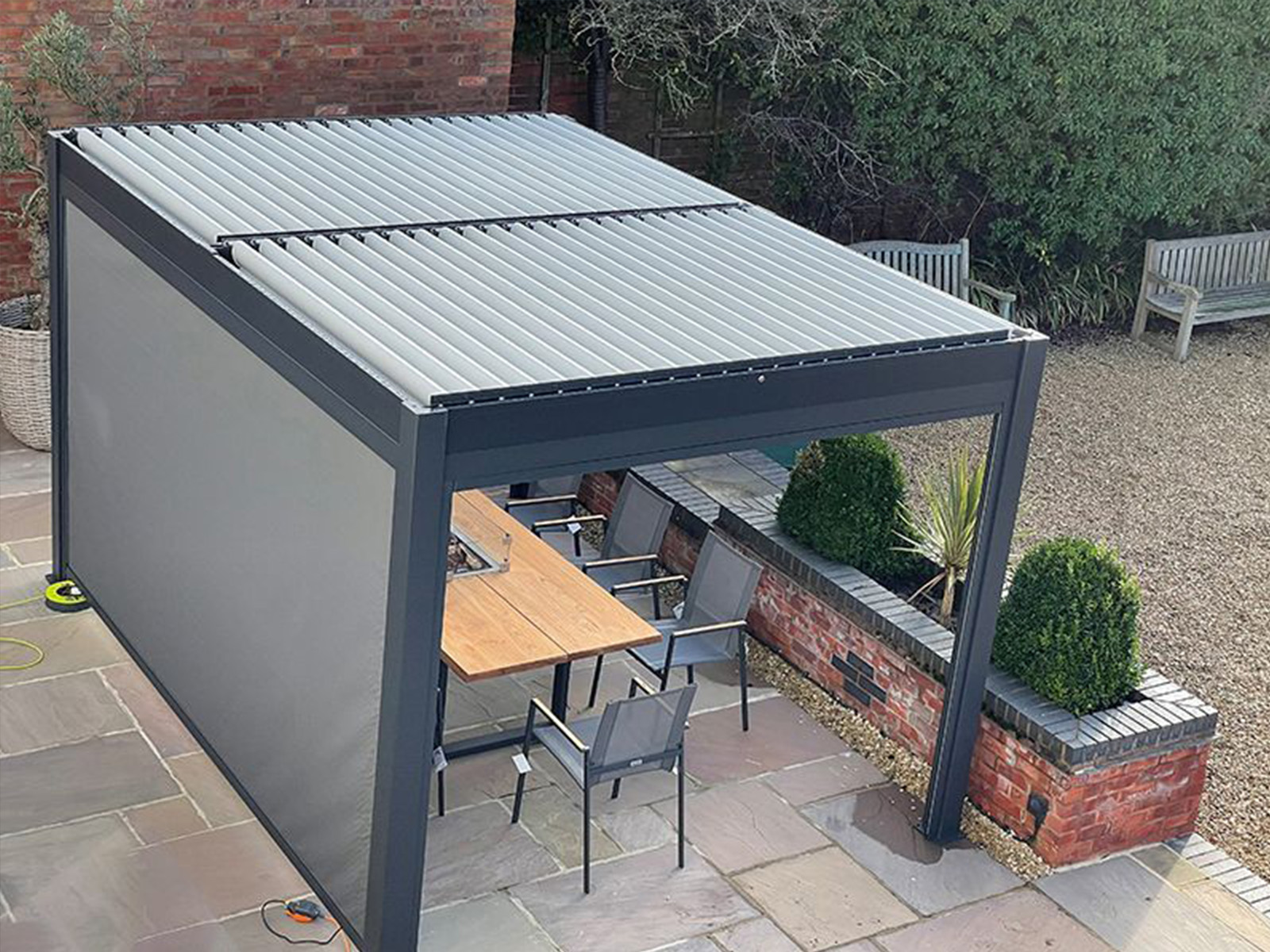 Solaris LED Motorised Pergola | Free Standing - Image 3