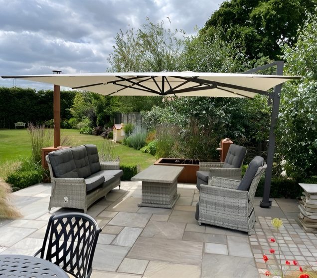 bambrella_maestro_garden Bambrella Maestro Cantilever Parasol in Garden